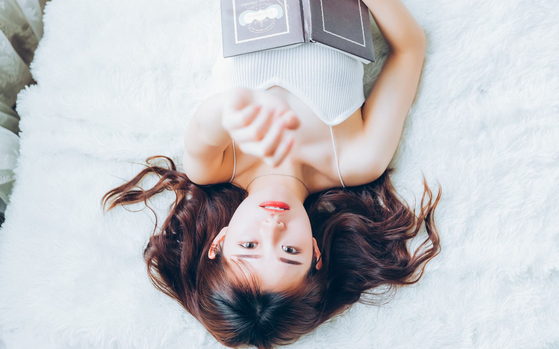 未来赛季预测：哪支球队最有望冲击总冠军？，预测本年度获得nba总冠军的球队,并说明预测依据