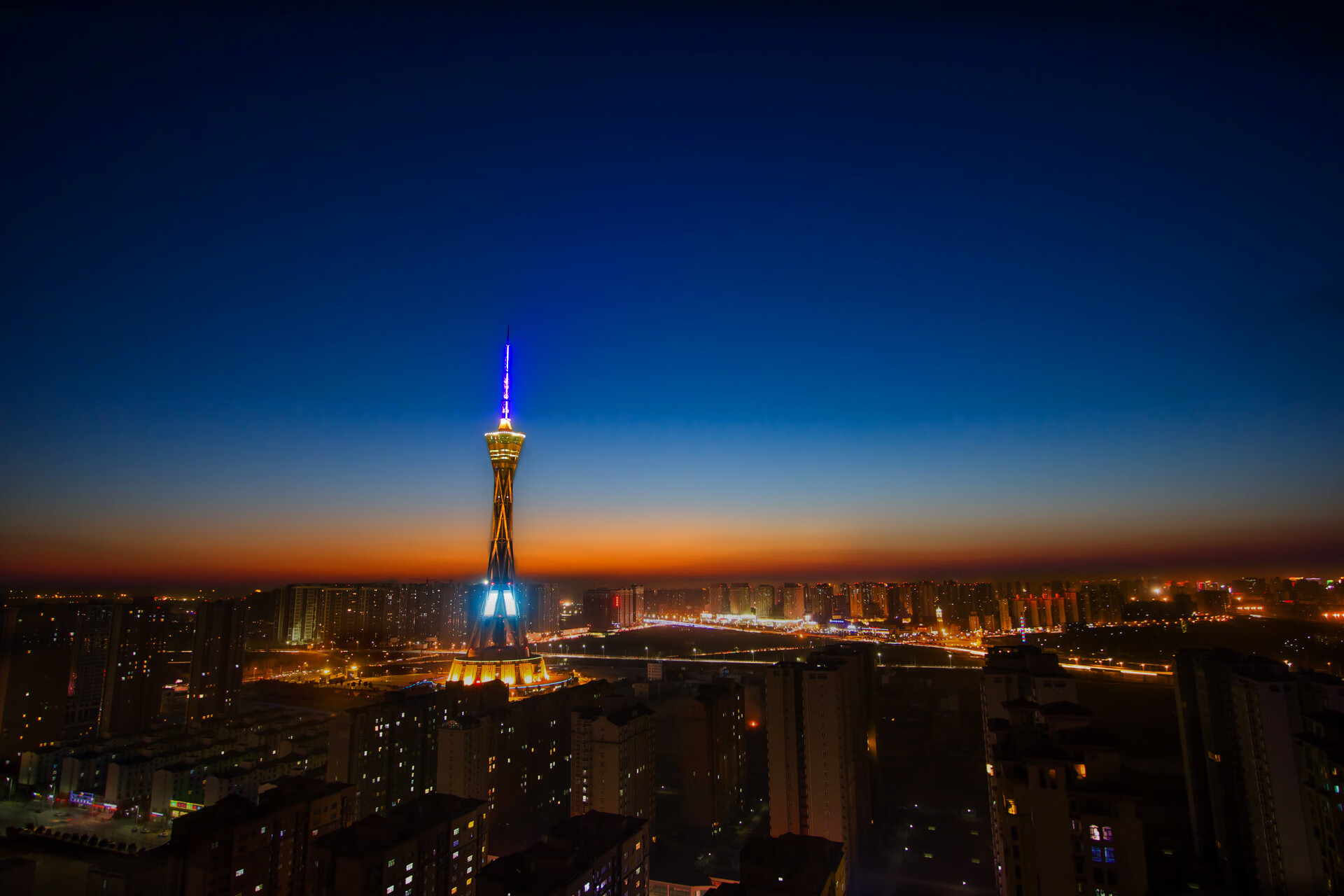 塞尔维亚选手奋力冲刺，一骑绝尘，塞尔维亚队员名单