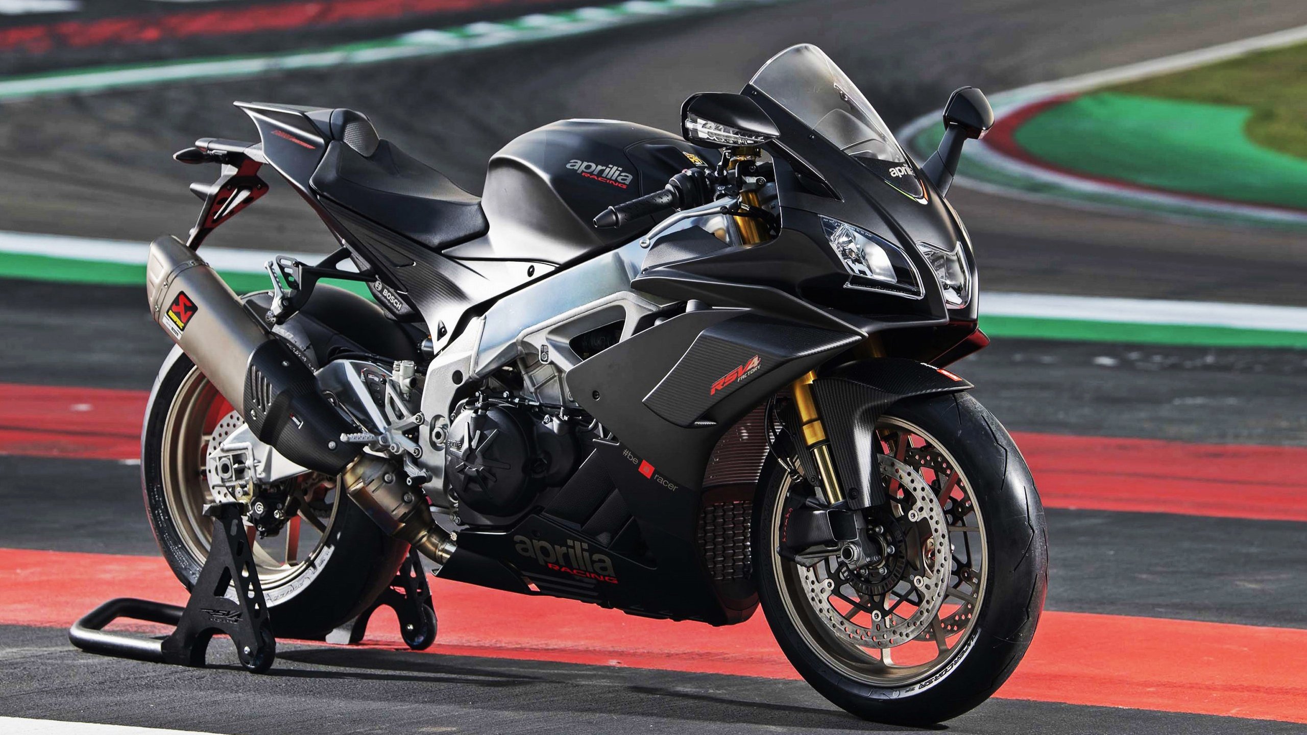 布莱顿主场一分被分走，保级压力加大，布莱顿主场为什么在美国