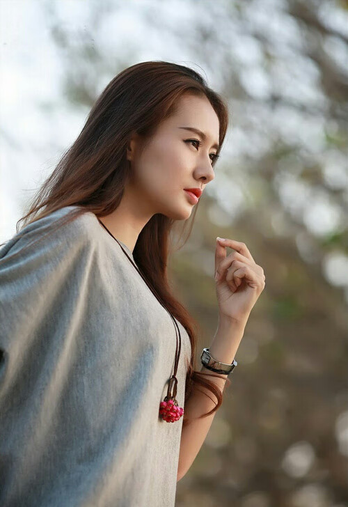 柏林联队主场力克对手，赢得关键三分，柏林联合主帅