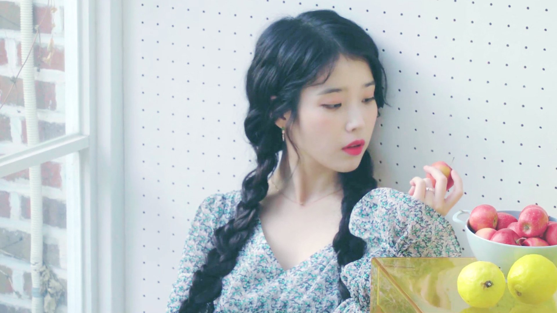 搏击台上火力全开战况激烈,搏击比赛现场精彩讲解